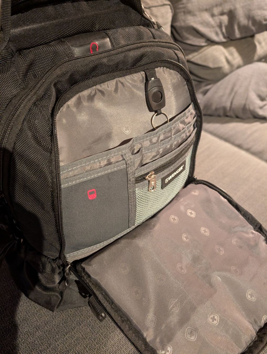 Wenger Zaini: Wenger Rucksack 44cm mit Laptopfach – Usato da Suhr venduto da 54g1 2