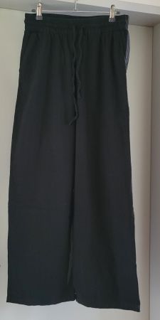 Leinenhose schwarz Grösse M guter Zustand
