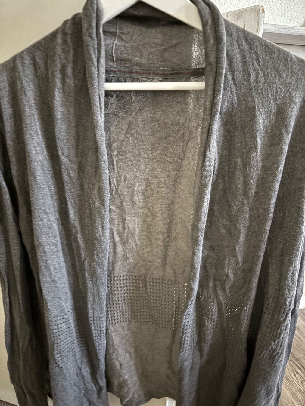 Nile Jacken: Strickjacke NILE Gr. S – Gebraucht aus Aarwangen von jbl_y8z7 1
