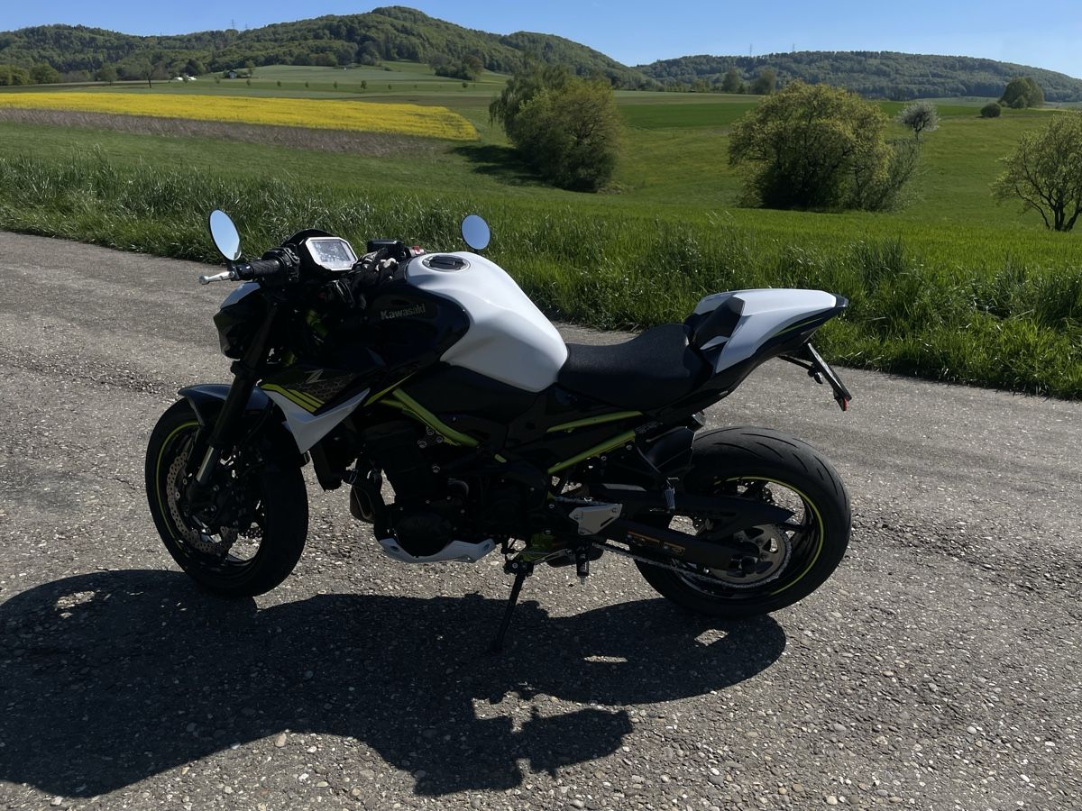 Kawasaki Strada: Kawasaki Z900 – Usato da Erlinsbach SO venduto da Kawasaki_Z1000 1