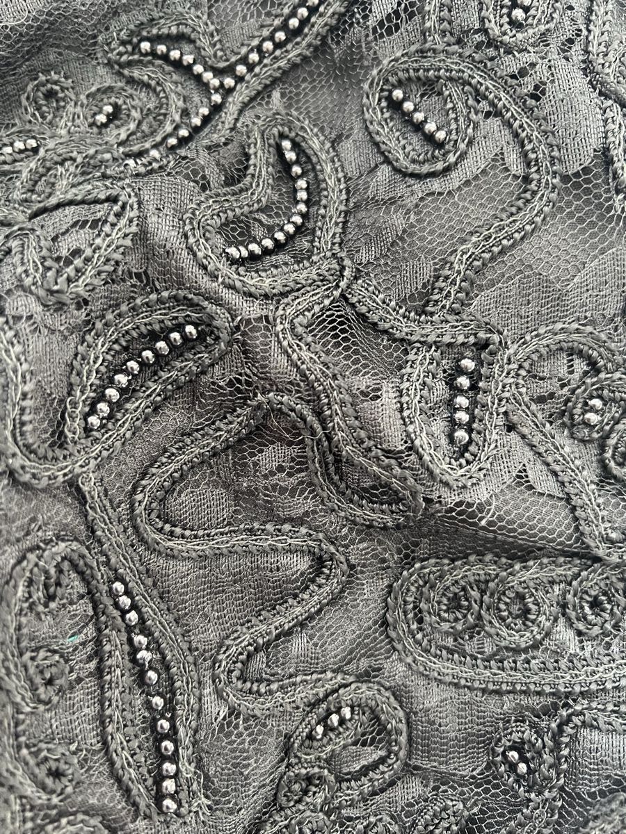 Pantaloni: Short dentelle noire brodé Derhy – Nuovo e nell'imballaggio originale da Ropraz venduto da Angy.ruiz 3