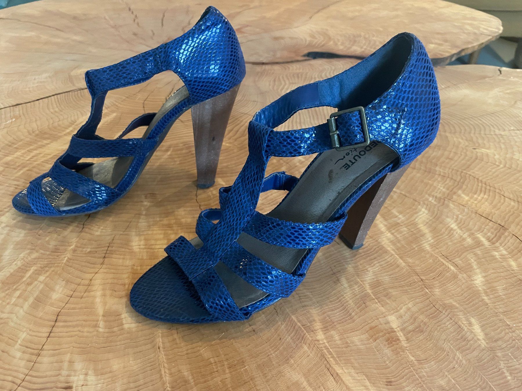 La Redoute Scarpe da donna: Sandales à talon bleu python | Absatzsandalen Gr. 38/39 – Usato da Zürich venduto da AnnaSa