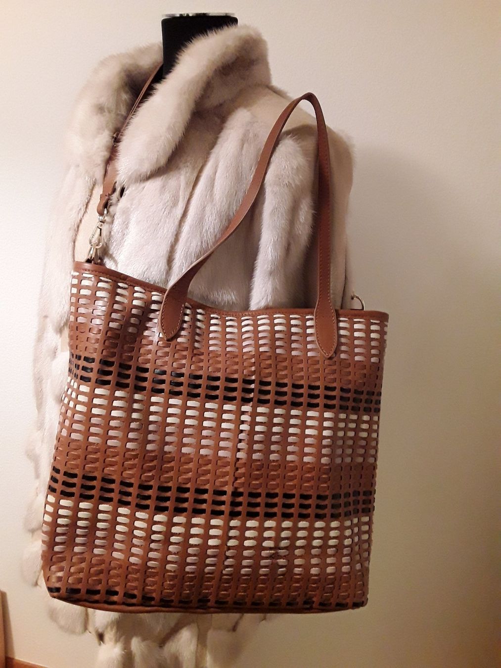 Borse da donna: Tasche leder – Usato da Brugg AG venduto da Ljubinka0410