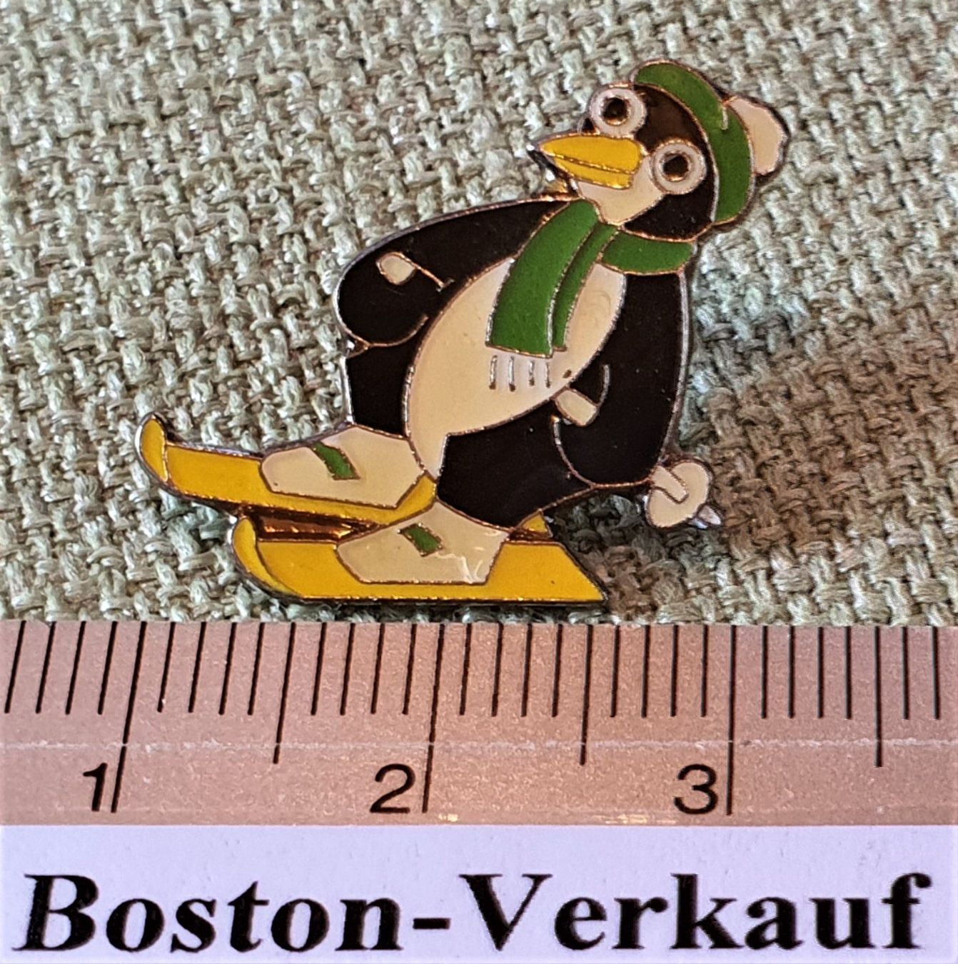 Placchette & Badge: E183 - Pin Pinguin auf Ski – Usato da Reinach BL venduto da Boston-Verkauf 1
