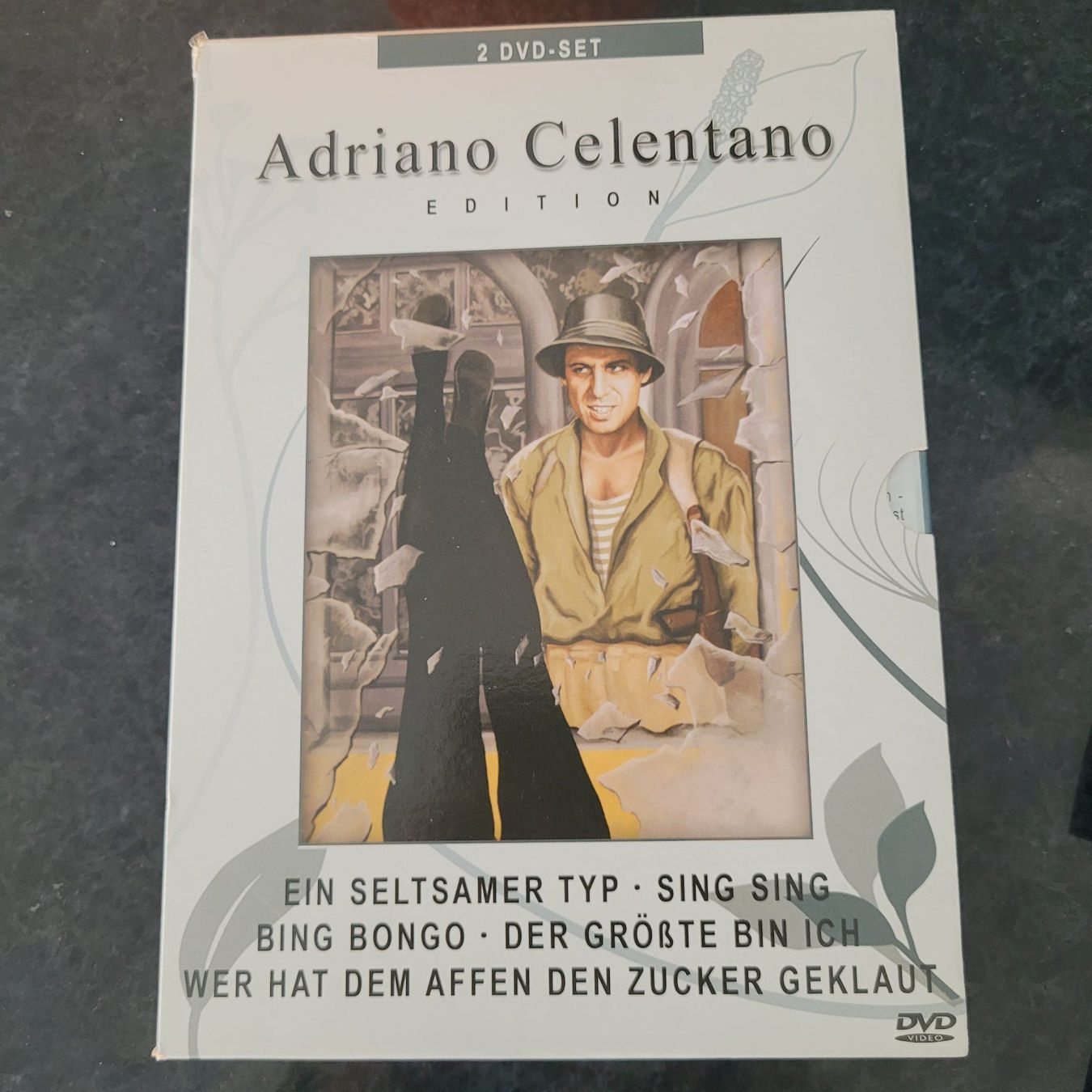 Tutti i DVDs: Adriano Celentano  - 2 DVD – Usato da SCHÜBELBACH venduto da CoKaHa