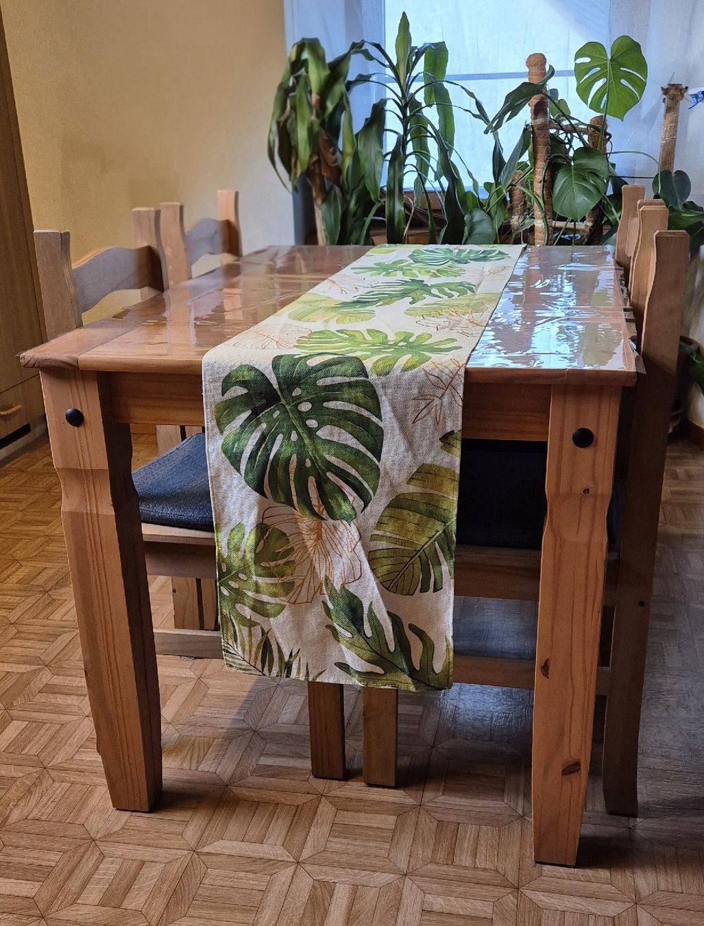 Set di tavolo e panche: Esszimmermöbel Finca Rustica Kollektion – Usato da Wangen an der Aare venduto da nat_6v6x 1