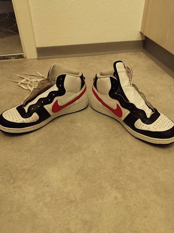 Nike Scarpe da uomo: Nike Air force 1, High Top – Usato da Dulliken venduto da jev_v2cz 1