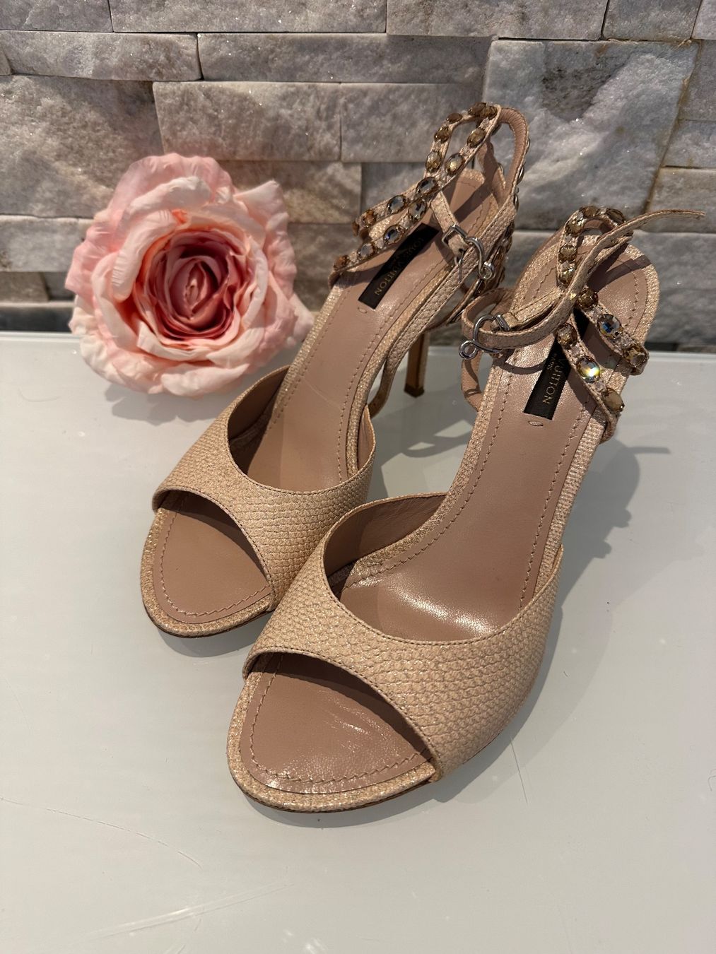 Louis Vuitton Scarpe da donna: Louis Vuitton Pumps - 1342 – Usato da Hittnau venduto da LuxAndMore