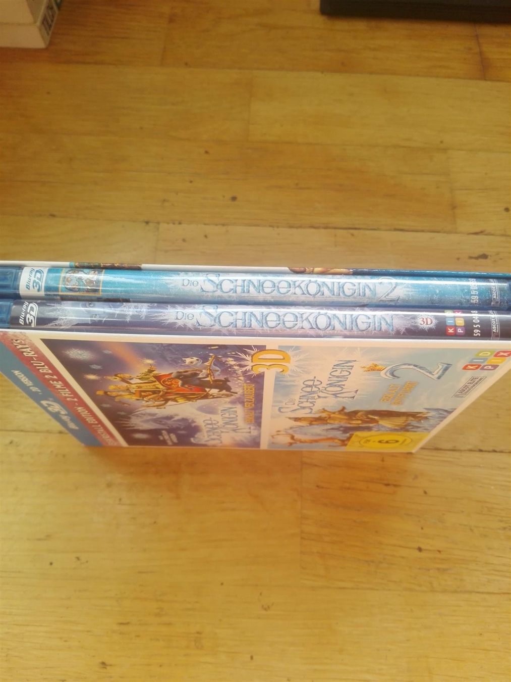 Tutti i DVDs: Die Schneekönigin (1 + 2)      -3D & 2D- – Usato da St.Galllen venduto da elkaphone 8