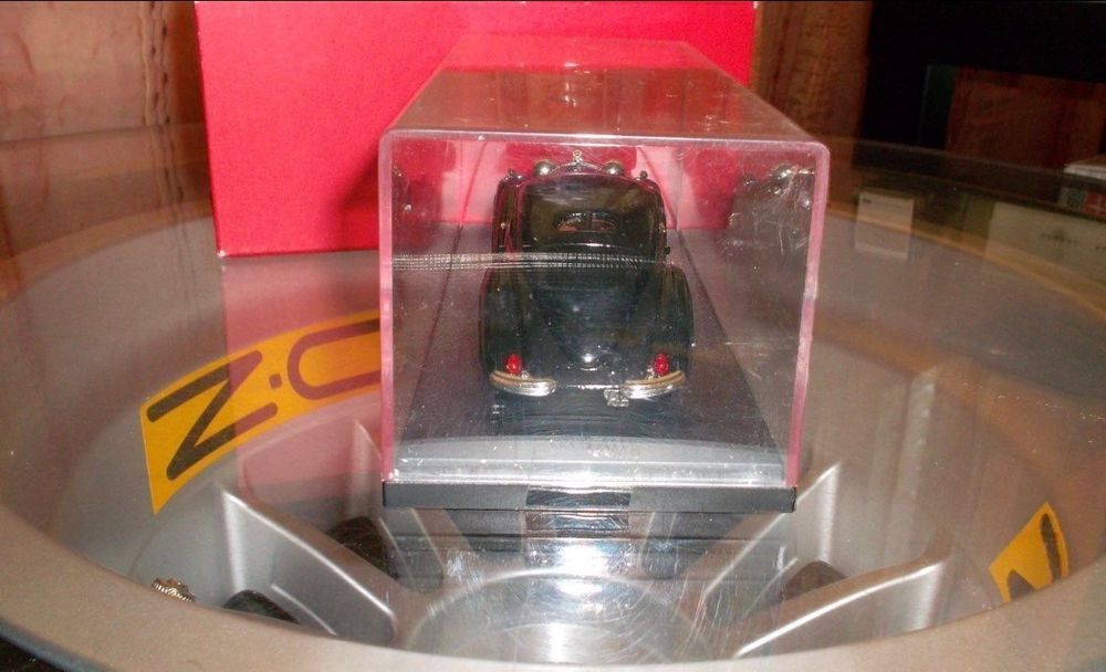A collectible scale model Mercedes-Benz 500 K from Altaya
