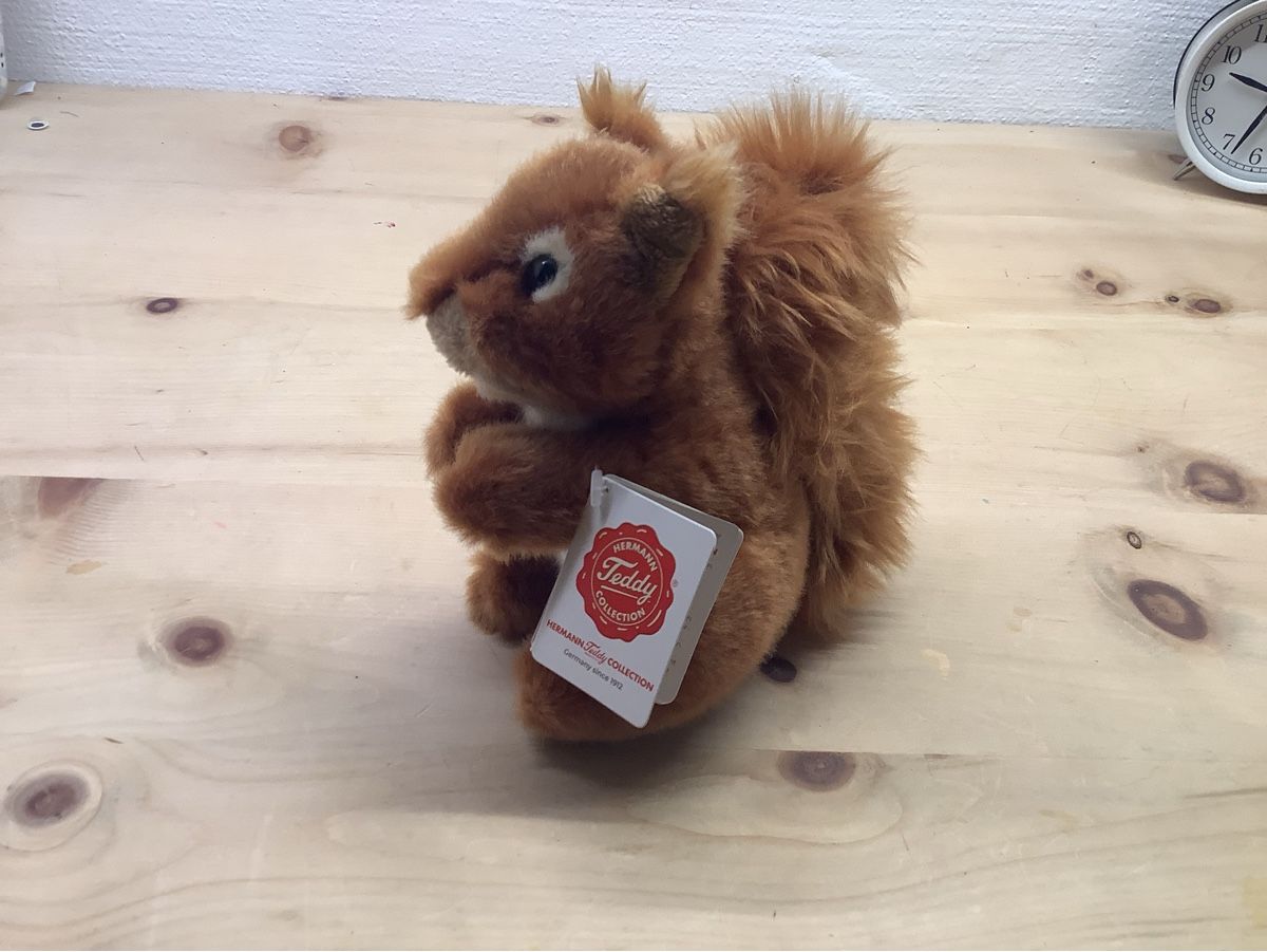 Teddy Hermann Giocattoli: Plüschtier Eichhörnchen Hermann Teddy Collection neu – Nuovo (secondo la descrizione) da Egg b. Zürich venduto da Giannina_M 1