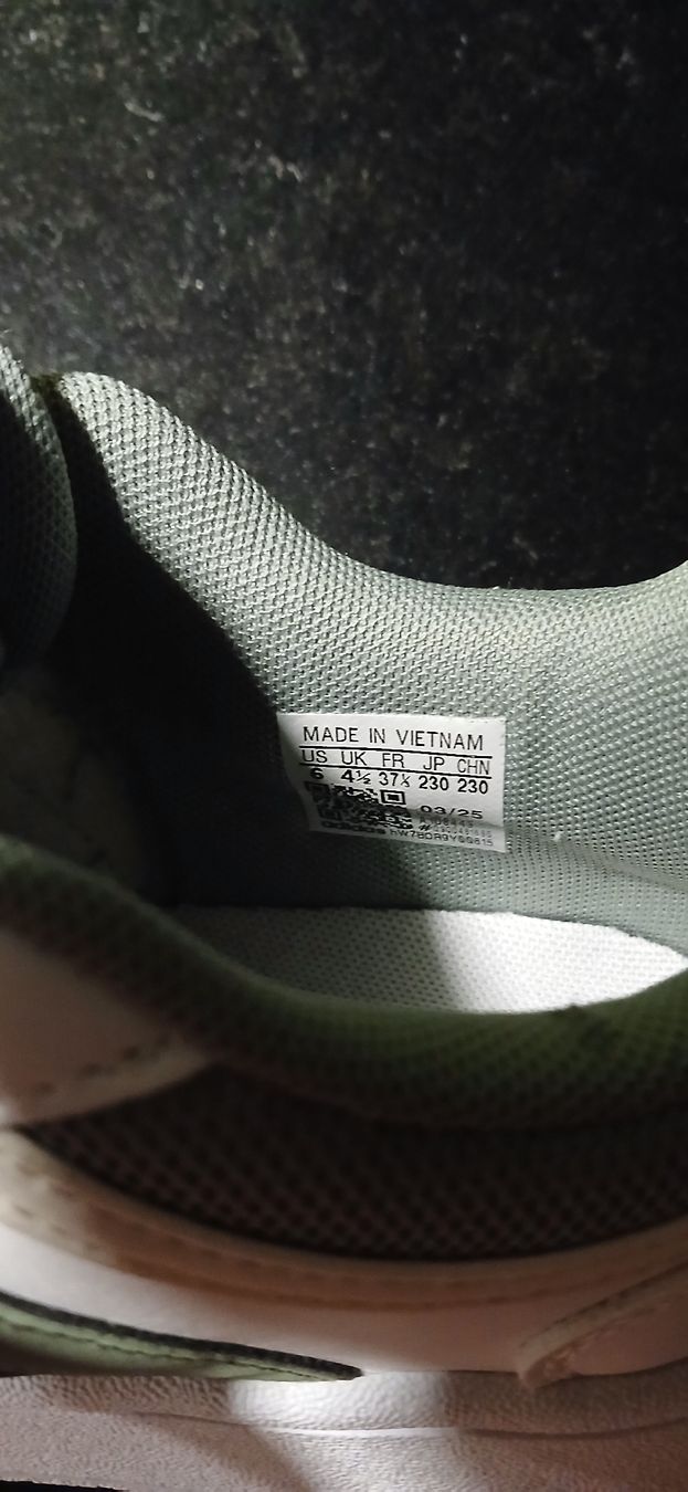 Adidas Schuhe für Mädchen: adidas schuhe 37.5 leder – Gebraucht aus Pfeffikon LU von cleoopatraa 5