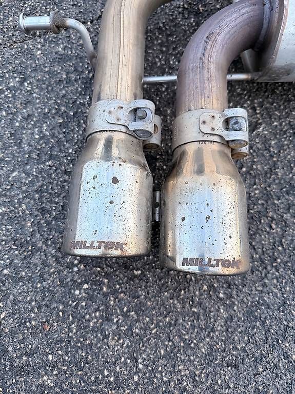 Sistemi di scarico: Échappement Milltek pour Audi A3 8P 3.2 V6 – Usato da Les Breuleux venduto da leo_160205 2