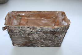 Holz-Übertopf / Pflanztopf aus Birkenrinde, Osternest
