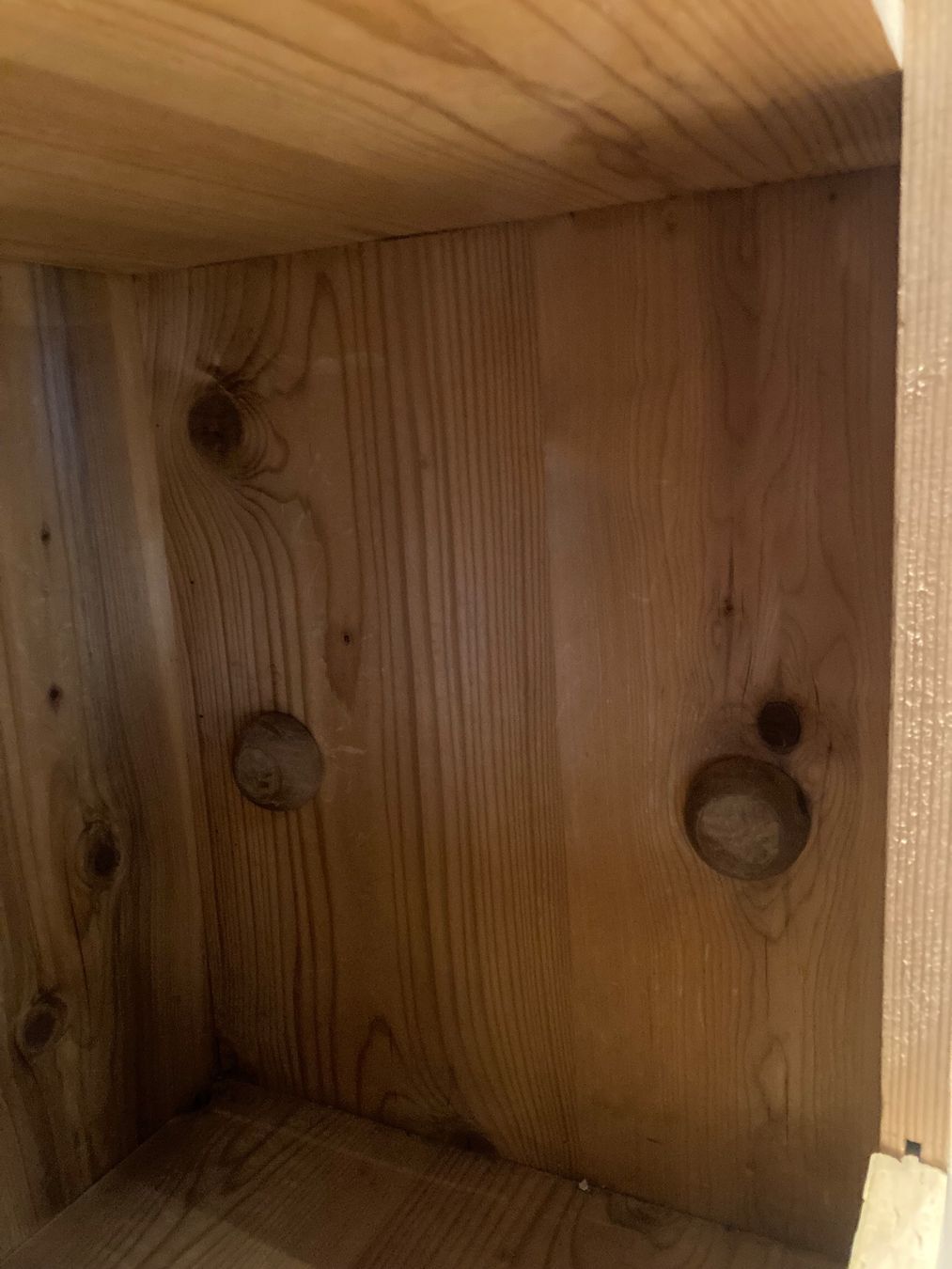 Armadi: Antiker Holzschrank – Usato da Rorschach venduto da Loonimuh 6