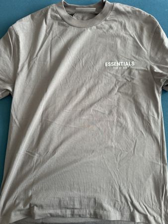 T-Shirt ESSENTIALS Fear of God grau Grösse M neuwertig