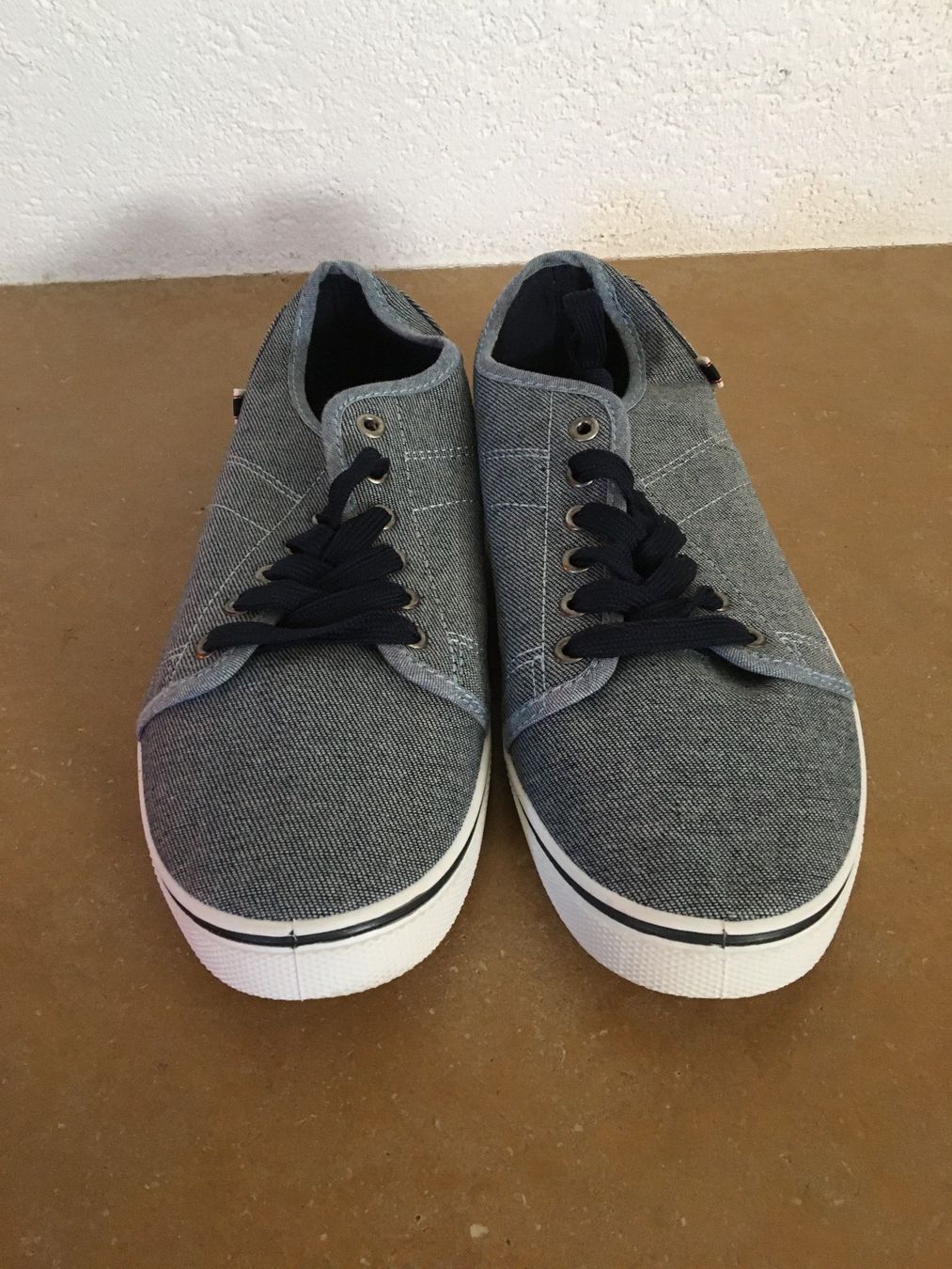 Chaussures hommes: Chaussures homme – Neuf (Voir description) à Montsevelier par Batson