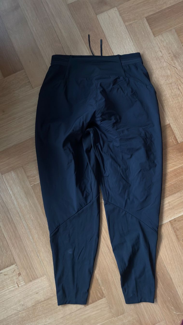 Arcteryx Hosen: Arc'teryx Winter Trail Pants – Neu (gemäss Beschreibung) aus Zürich von stwl 5