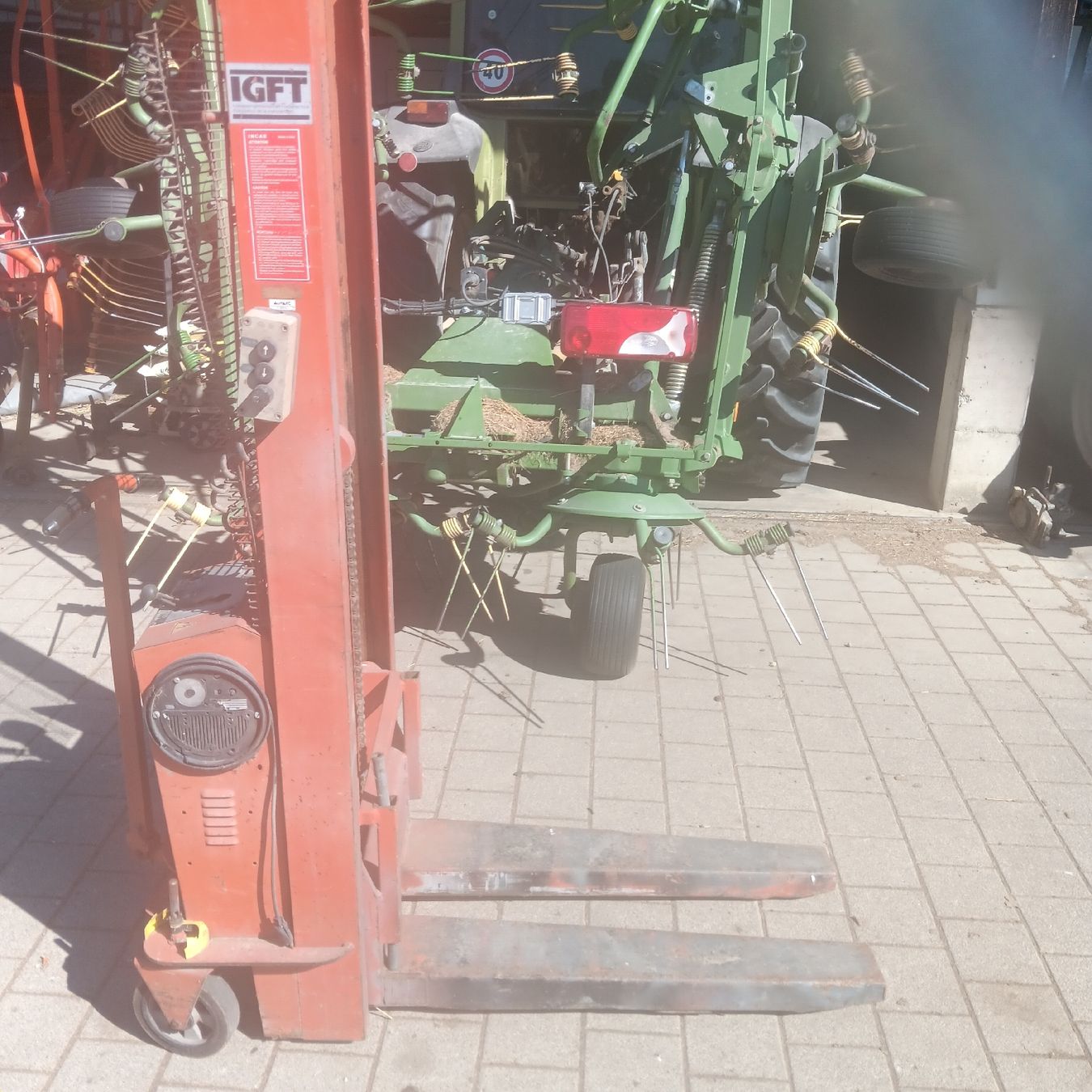 Ameise Carrelli elevatori e a forche: Stapler, pallettenwagen, ameise – Usato da Lommis venduto da schlosslommis 4