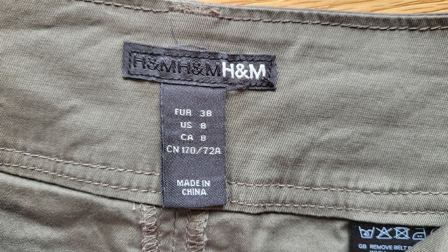 H&M Gonne: Jupe in Olive Grösse 38 – Usato da Oekingen venduto da FlamingoDoktor 2
