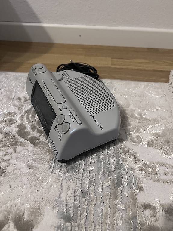 Radio: Radiowecker Sony ICF-C470L – Usato da Spreitenbach venduto da env_tk78 2