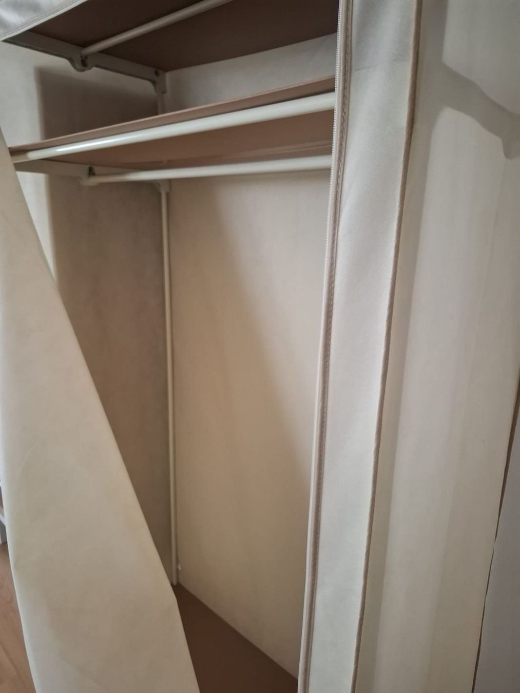 Armadi: Mottenschrank – Usato da Hasle b. Burgdorf venduto da Danny820 2