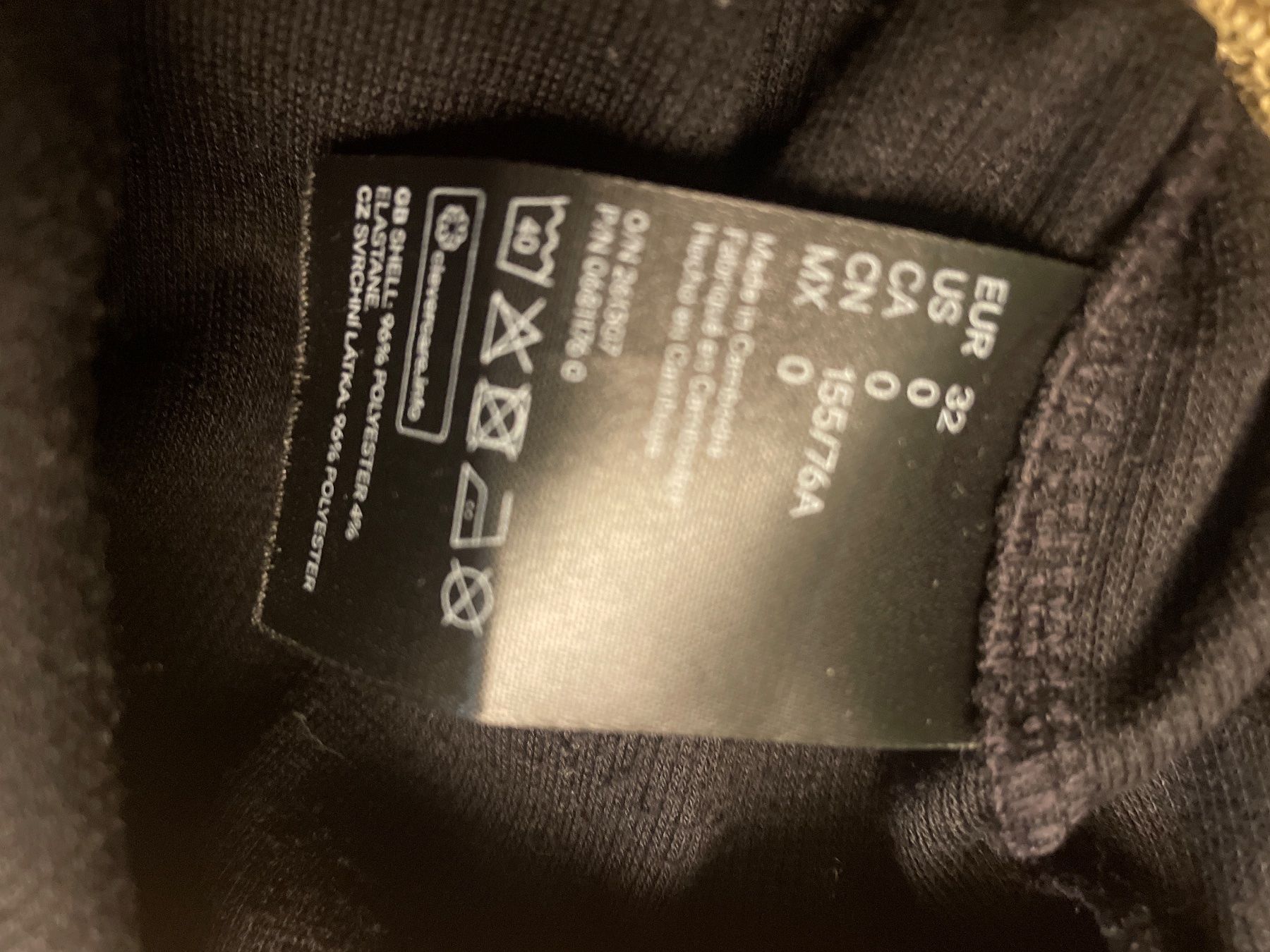 H&M Kleider: Schwarzes H&M Kleid Gr.32 – Gebraucht aus Obergerlafingen von cabo4 2