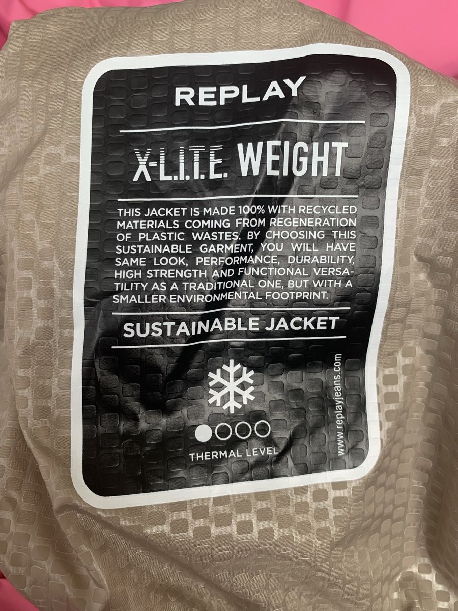 Giacche: Windjacke von der Marke Replay – Usato da Zürich venduto da Hipall 4