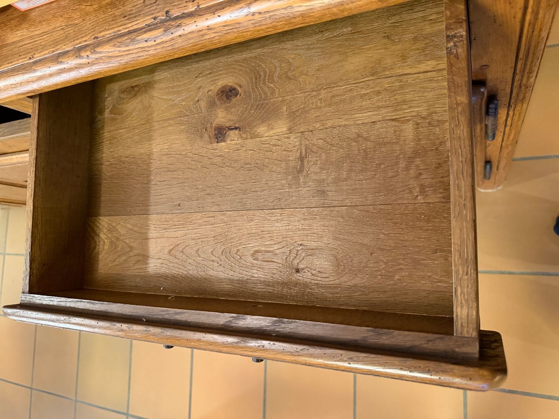 Credenze: Buffet / Sideboard aus massivem Holz – Usato da Sisseln AG venduto da pat_st6b 6