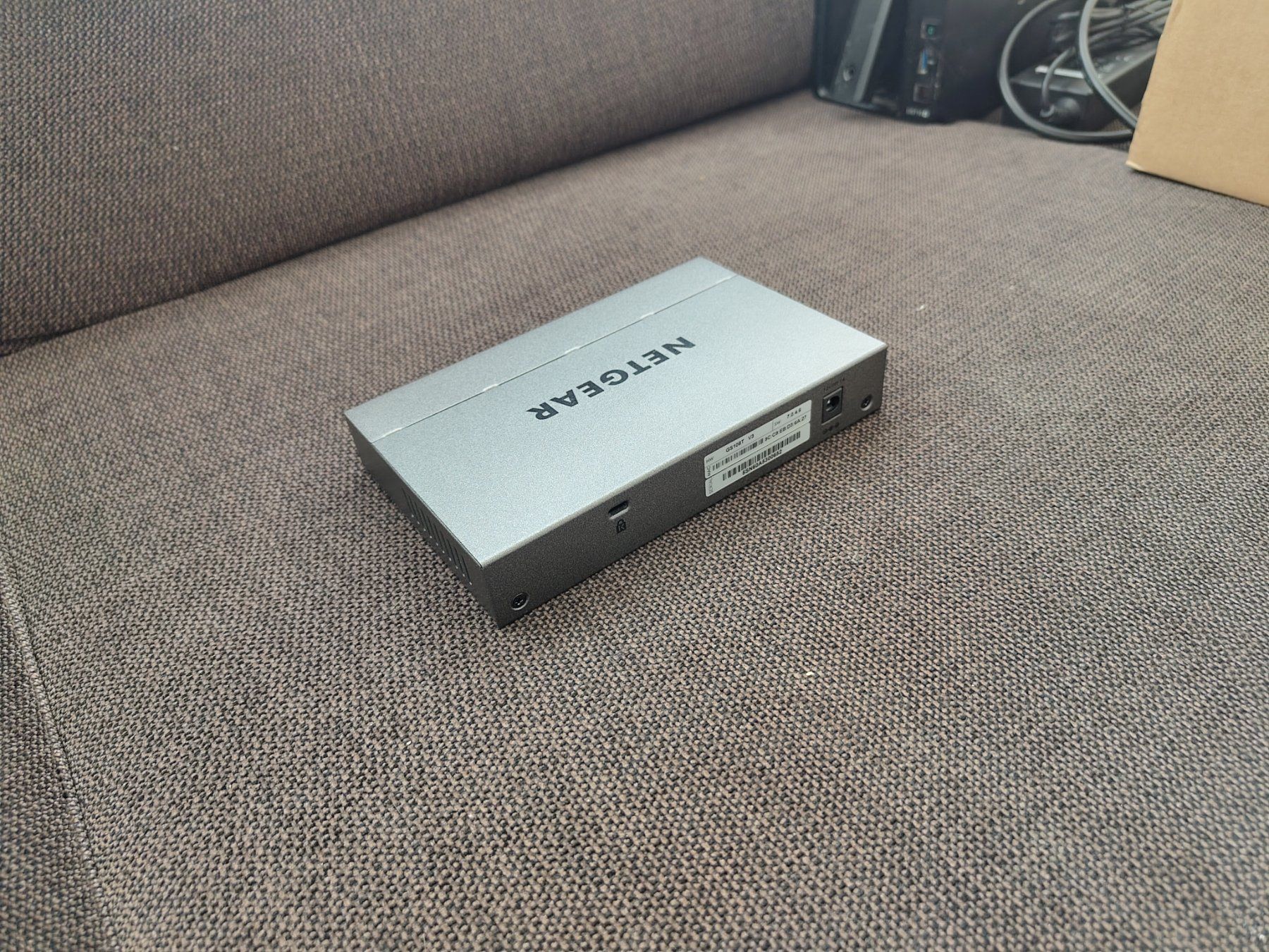Hub & Switch: Netgear Switch GS108T – Usato da Wettingen venduto da sg8_ltt5 2