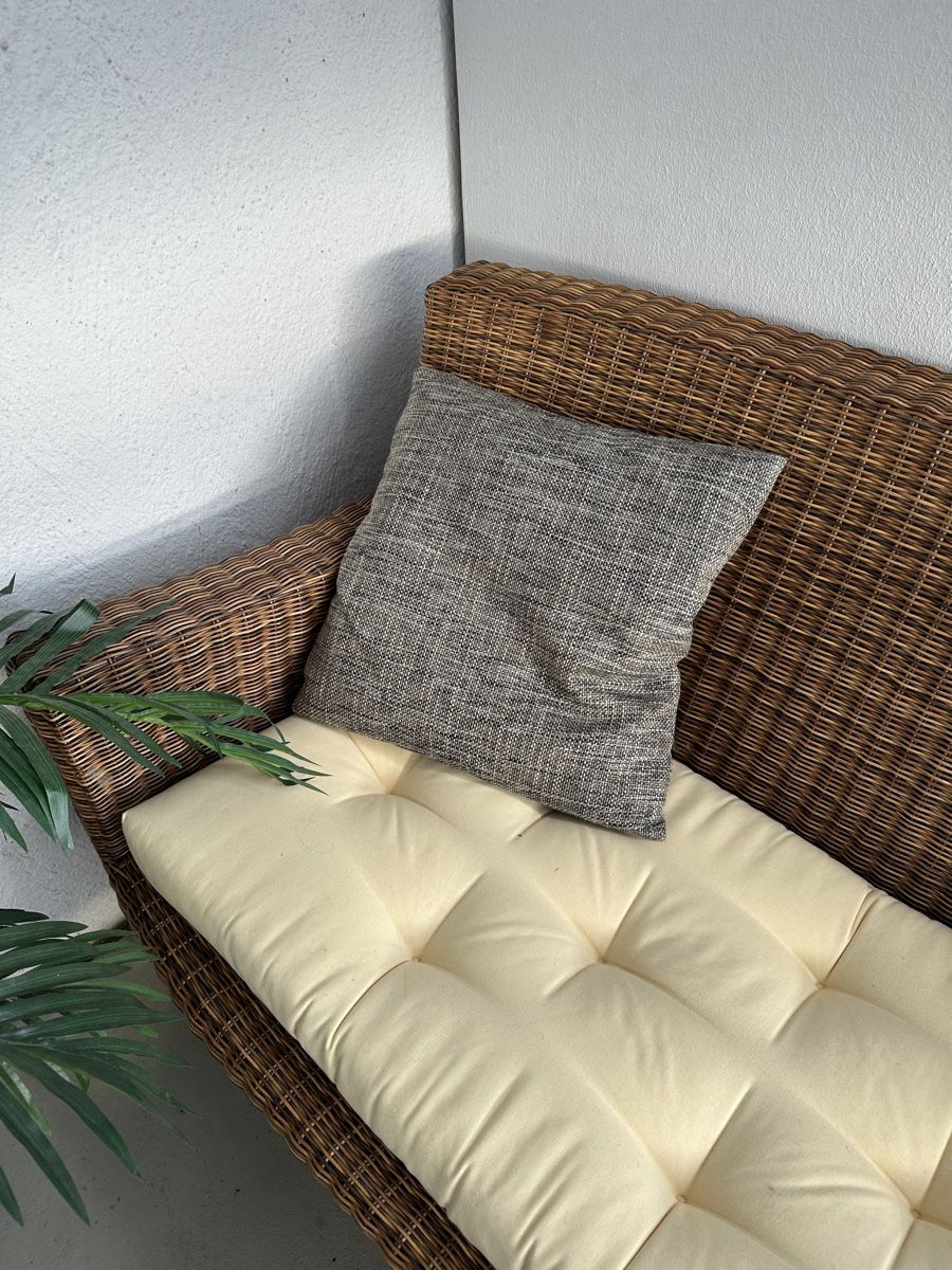 Divani: Gartensofa mit Polster und Kissen – Usato da Greifensee venduto da madskull86 2
