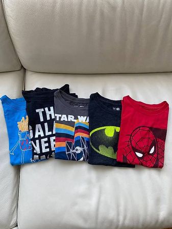 5 t-shirts manches longues et courtes GAP garçon 6-7 ans