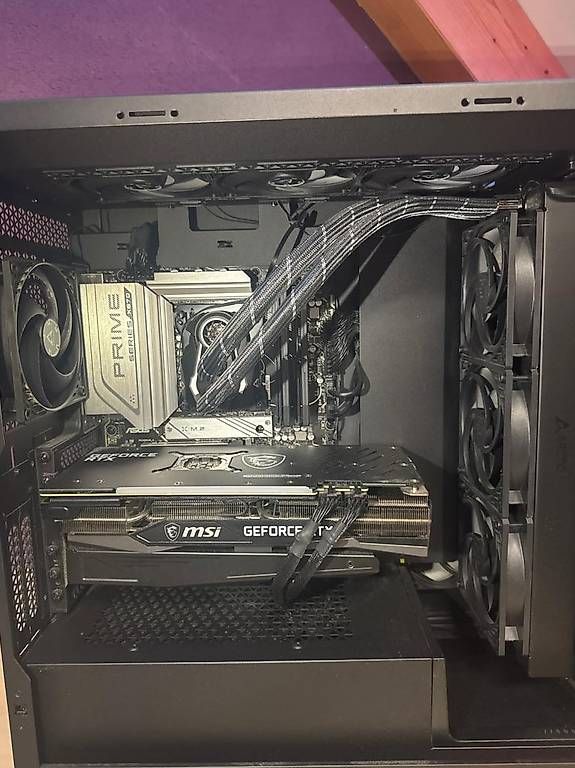 PCs: High-End Gaming & Workstation PC  – Gebraucht aus Oberwangen TG von Samsells 1