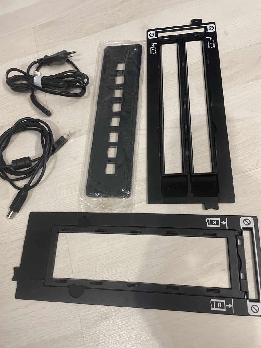 Canon Scanner: Negativscanner canonscan 9000f – Usato da Niederglatt ZH venduto da Msunmaker 5