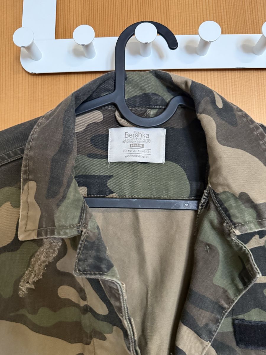 Vestes: 4 Jacken gr. M – D'occasion à Bönigen par nay_w9nv 2