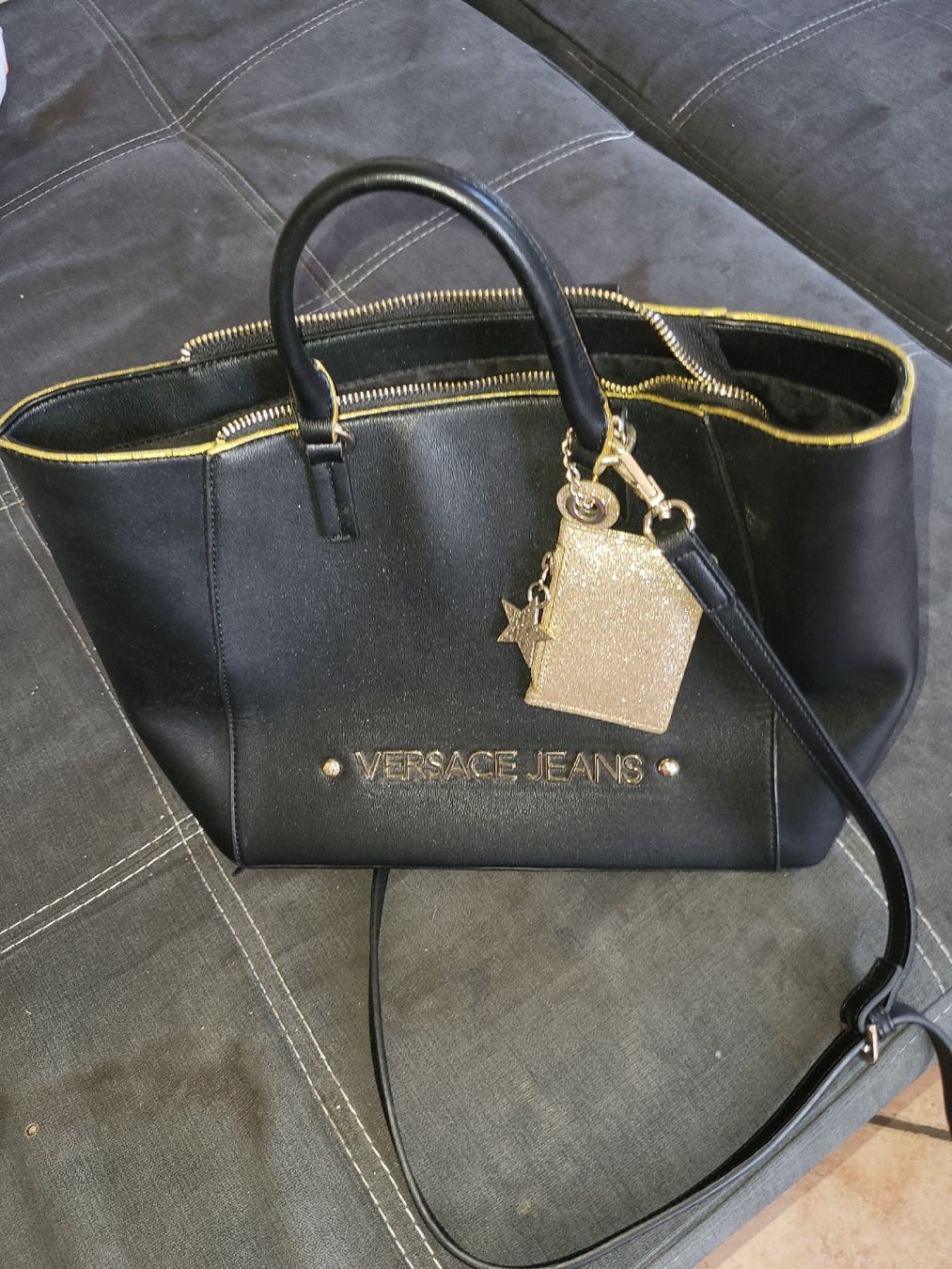 Sacs femmes: sac a main  – D'occasion à Sonvilier par cai_9fqf