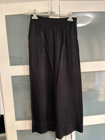 Zara Hose S