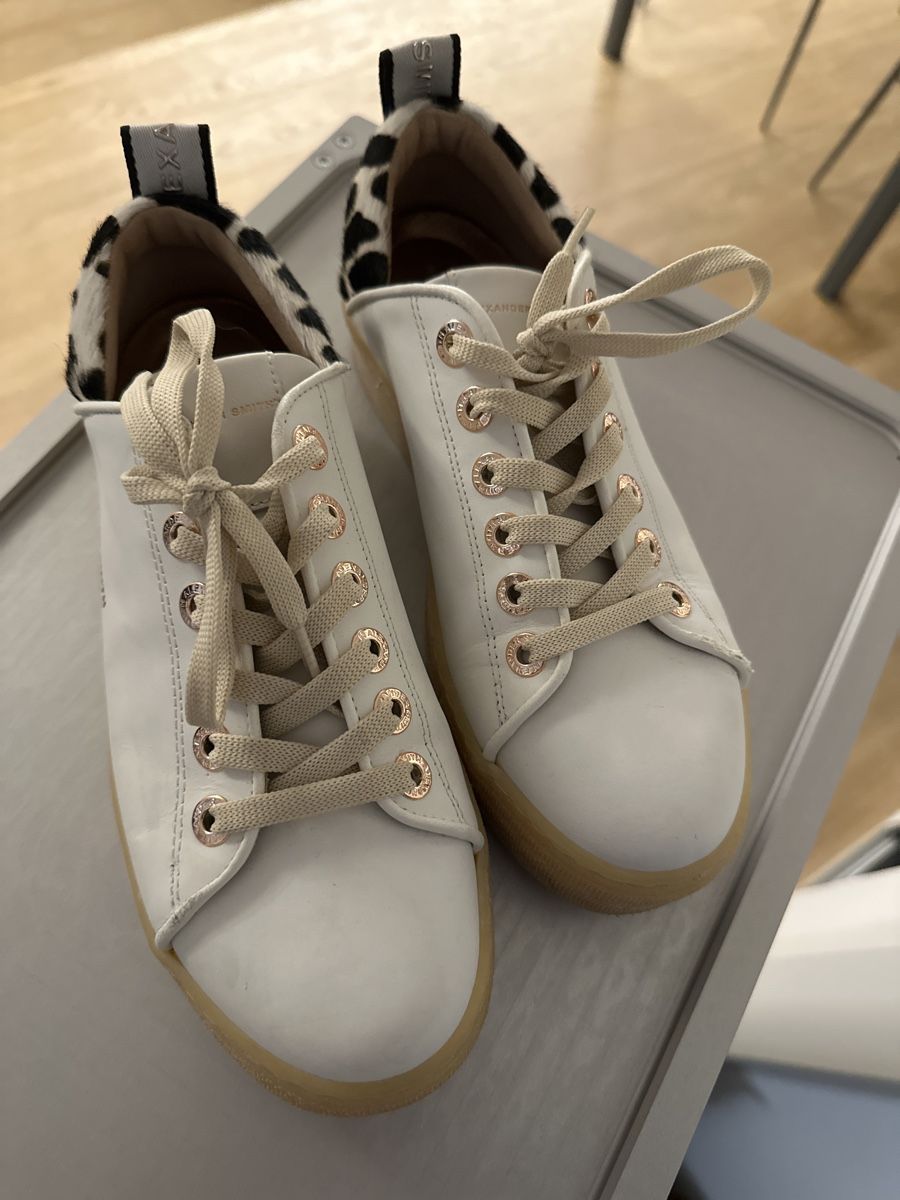 Damenschuhe: Alexander Smith Sneaker weiss Leder Grösse 38 – Gebraucht aus Baar von dag_q85r 2