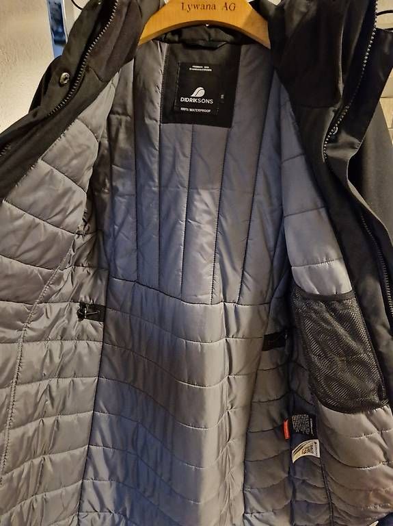 Didriksons Cappotti: Didriksons Erika Wintermantel Parka Gr.38 – Usato da Zürich venduto da Petrawo 1