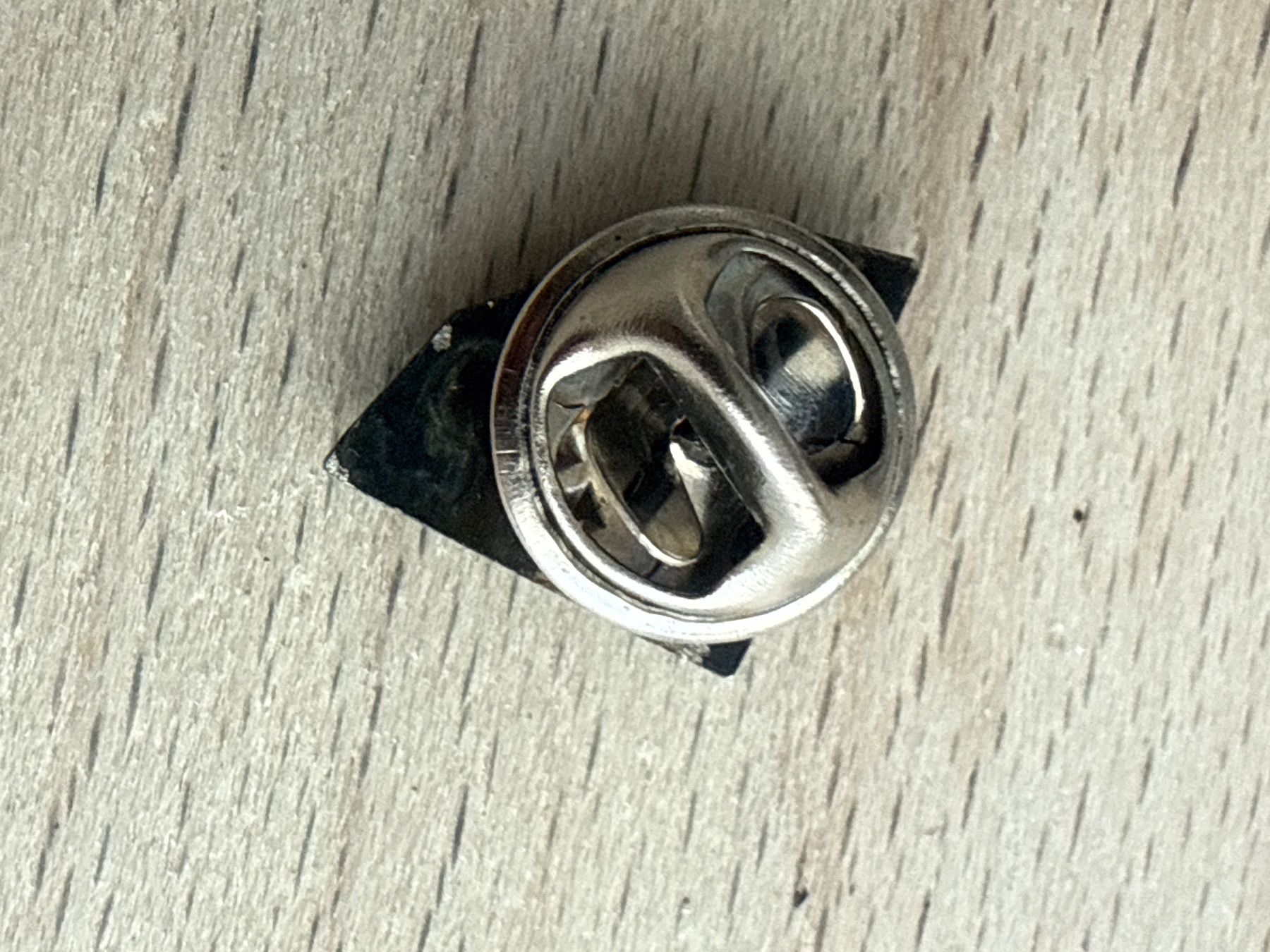 Placchette & Badge: Pin – Usato da Glattbrugg venduto da Schweigmatt 1
