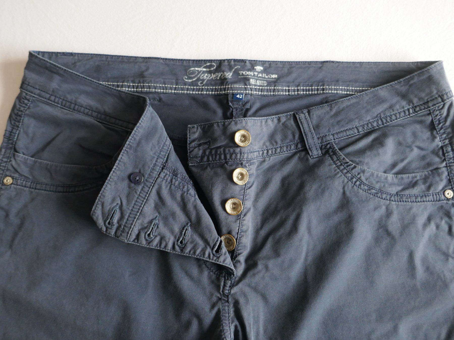 Tom Tailor Pantaloni: Tom Tailor Sommer Capri Hose - Dunkelblau – Usato da Volketswil venduto da Cobra22 2