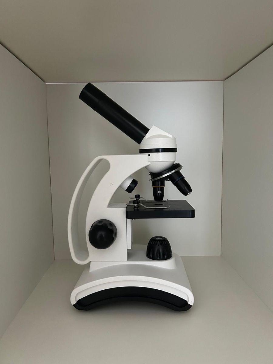 Microscopes: Das grosse Forschermikroskop – D'occasion à Bern par Sandra_10 3