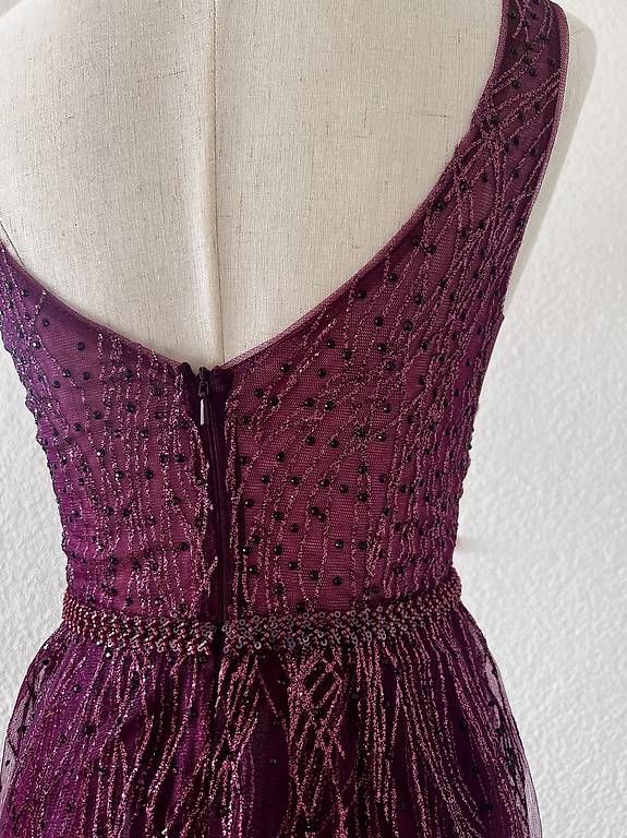 Vestiti: Glitzerabendkleid – Usato da Winterthur venduto da Anjarys 4