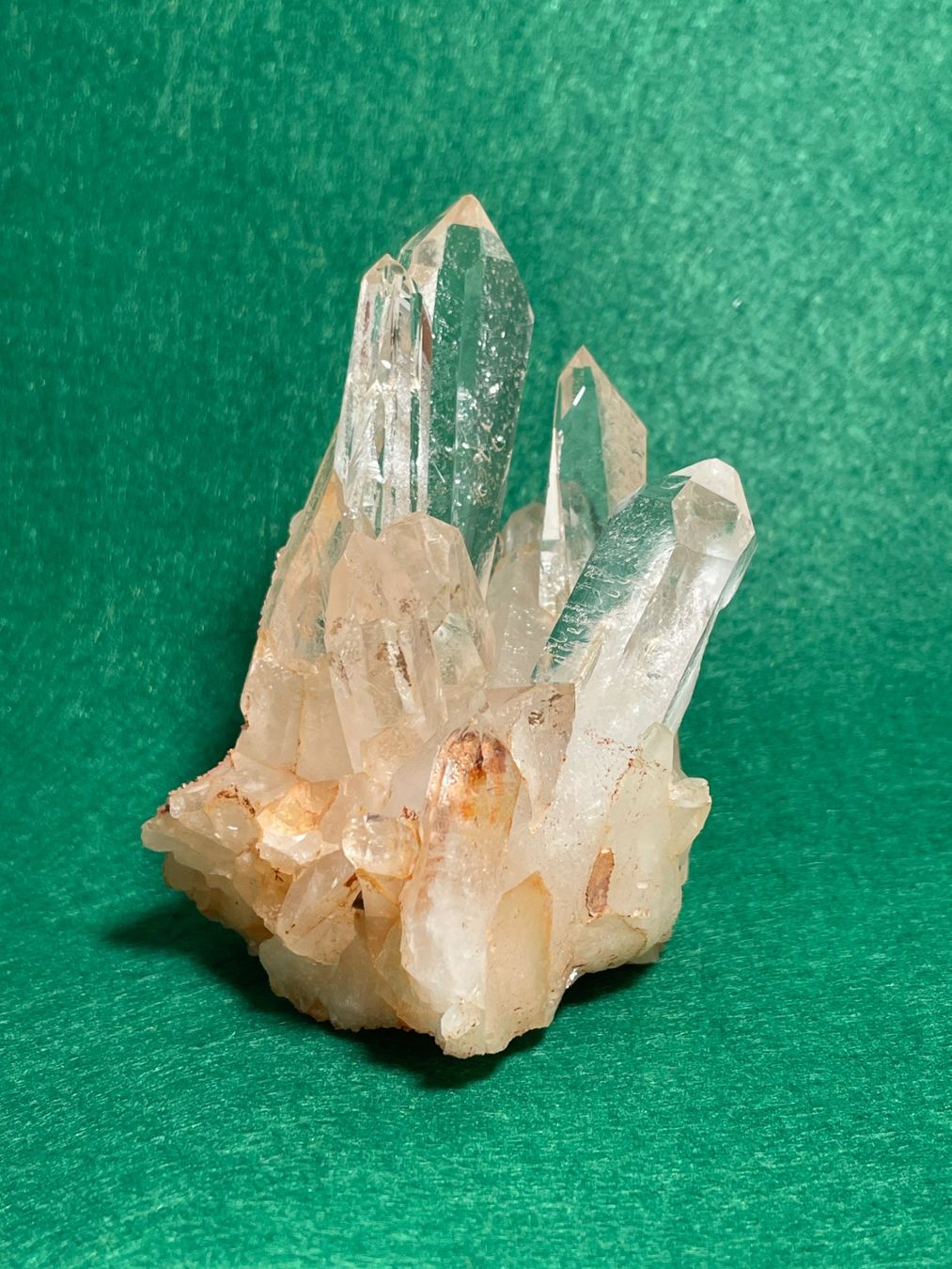 Minéraux & Lithothérapie: Quartz Cristal de roche 10 cm – Neuf (Voir description) à Cernier par Tashi_Delek