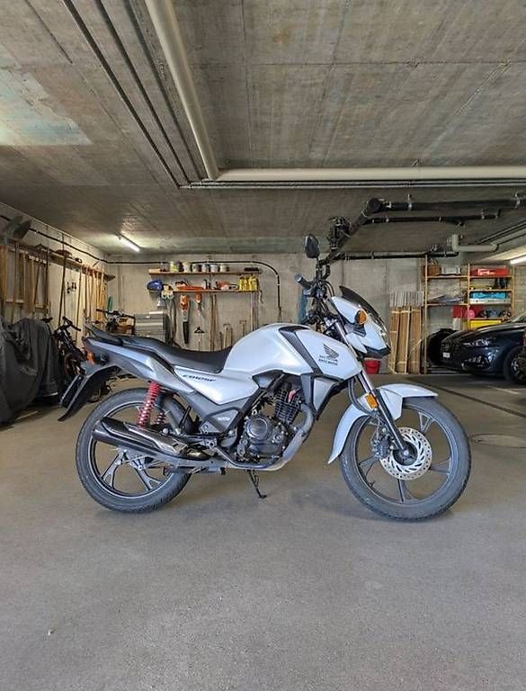 Strada: Honda CBF 125 wenig Kilometer  – Usato da Nods venduto da samericana 1