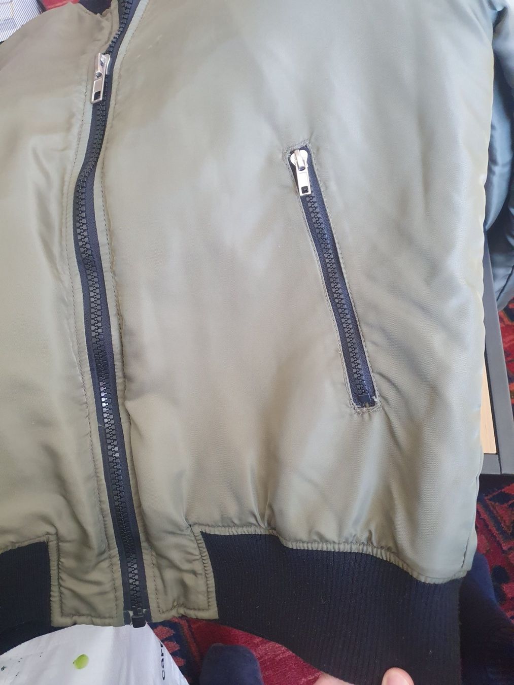 H&M Giacche: Bomberjacke H&M olive – Usato da Bern venduto da NilsMosi 3