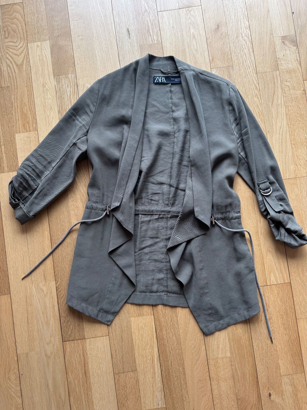 Zara Jacken: Jacke – Gebraucht aus Neuendorf von lau_q5js