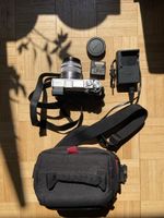 Neuwertige Panasonic Lumix GX7 Kamera mit Objektiv