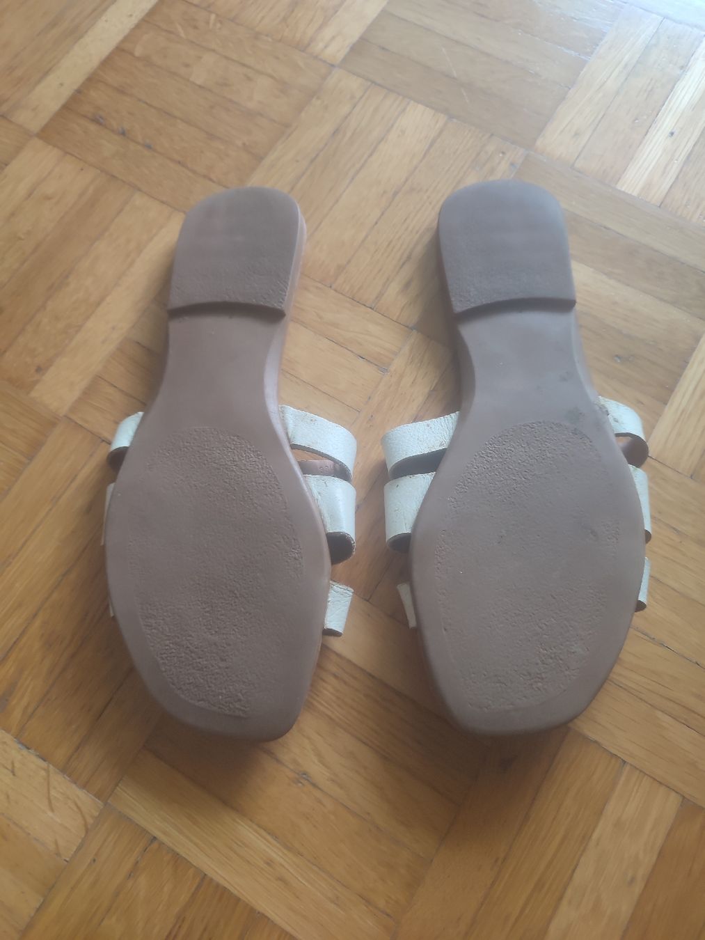 Scarpe da donna: Sommerliche Ledersandalen Gr. 38 – Usato da Waltenschwil venduto da Bodensee84 2