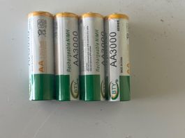 4 Stk wiederaufladbare Ni-MH AA 3000mAh Batterien